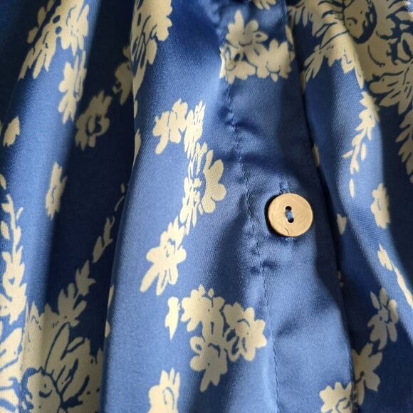 Free People Intimately Crepe Shirt Top Women's Small Blue 100%‎ Polyester Floral - Picture 3 of 6